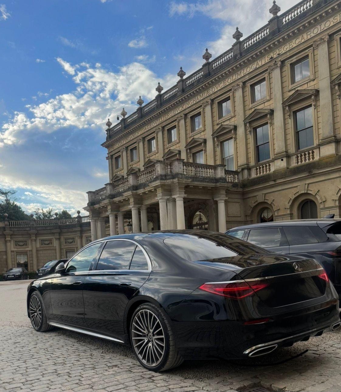 BMW 7 Series & E-Class Chauffeur Manchester Manchester Chauffeur