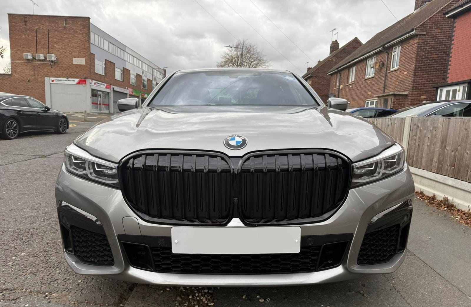 Mercedes V-Class Chauffeur Manchester Manchester Chauffeur